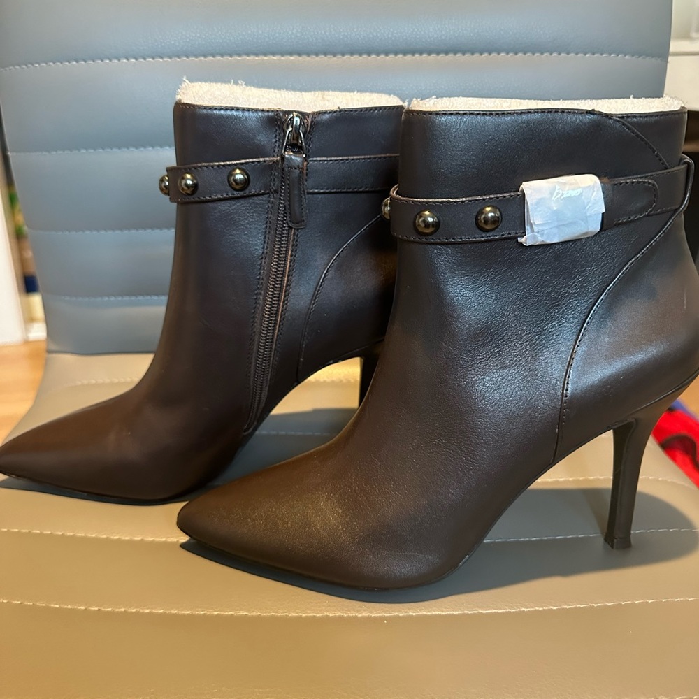 Nine West Chocolate Booties Size 7.5